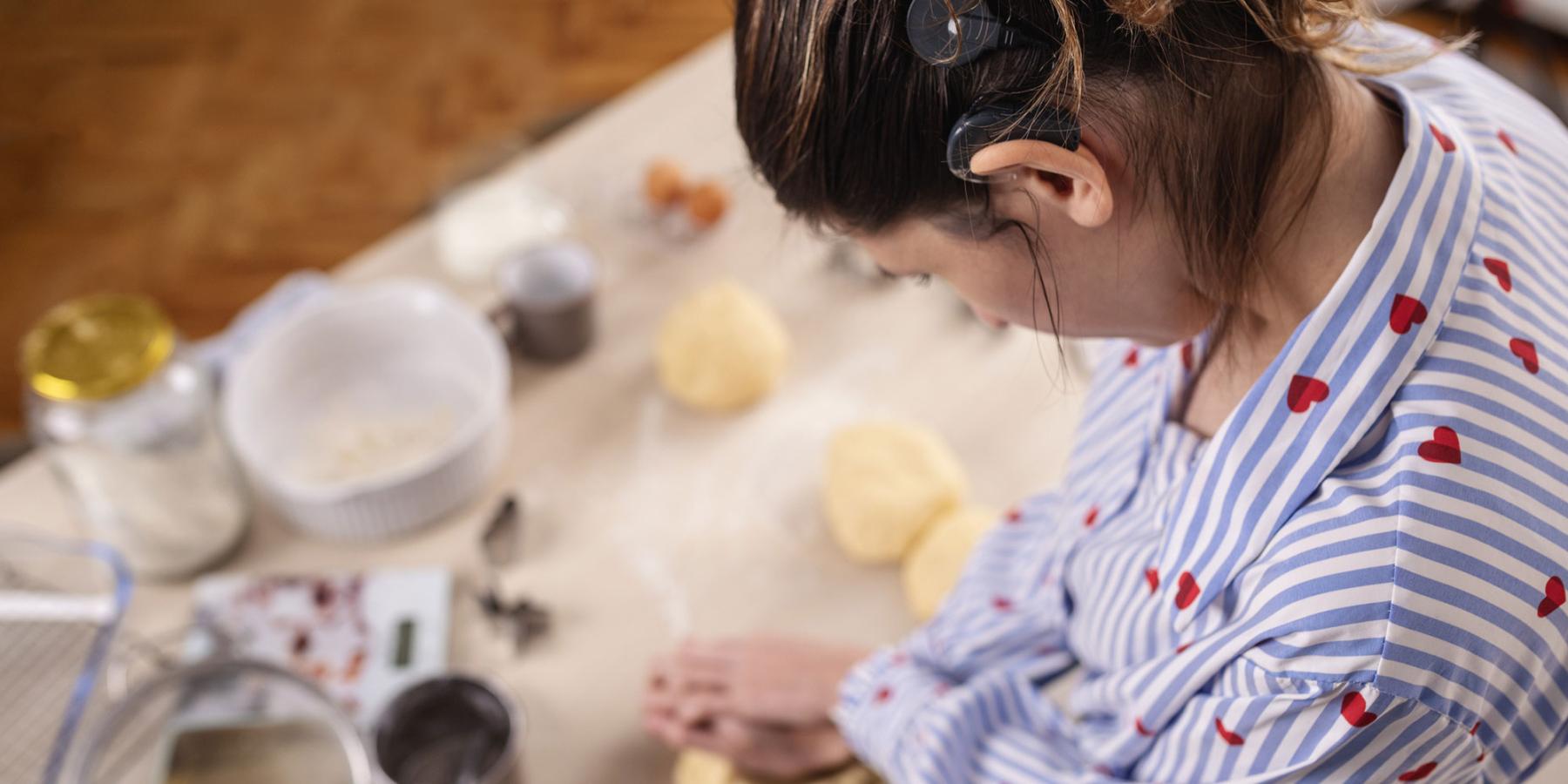 Il primo impianto cocleare per un udito personalizzato 